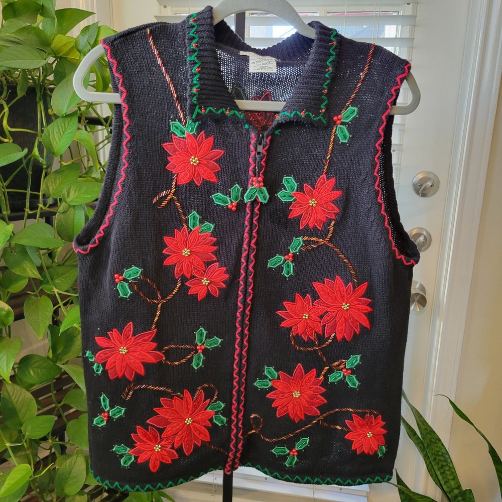 White Stag Christmas Poinsettia Sweater Vest Black Embroidered Beaded Zip Large
